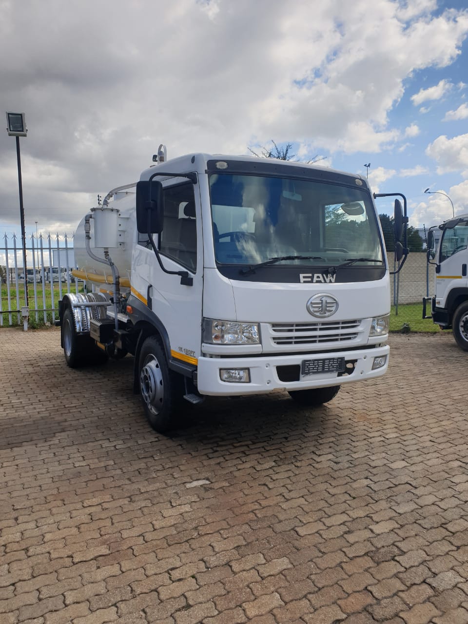 2016 FAW 15.180FL